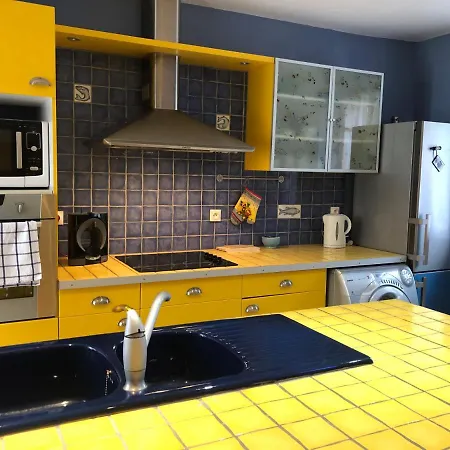 Romantic House - Entrance To The Medieval Castle Casa vacanze