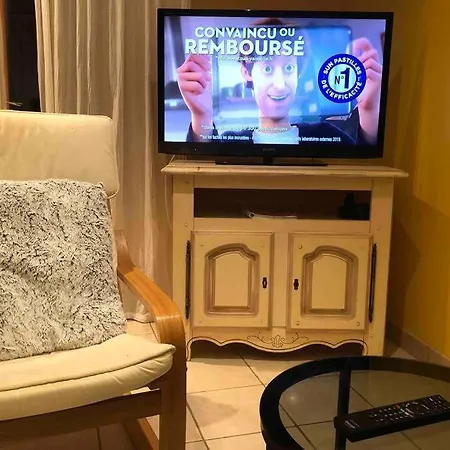 Casa vacanze Romantic House - Entrance To The Medieval Castle *